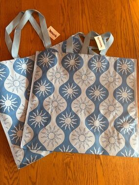 Set of 2 Blue Sun Print Reusable Tote Bags TJ Maxx Beach Bag
